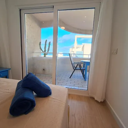 Blue Horizon Apartment
